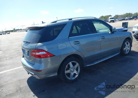 2014 Mercedes-Benz Ml 350 4Matic z USA, uszkodzony, nr VIN 4JGDA5HB0EA273597